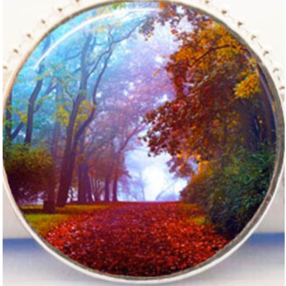 AUTUMN SCENERY PENDANT NECKLACE, HANDMADE AT HIPSTER DESIGNS, GLASS DOME ON META - Picture 1 of 2